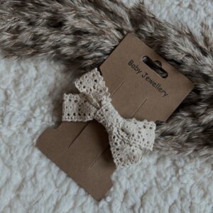 Haarspeldje Beige strik kant - alligator